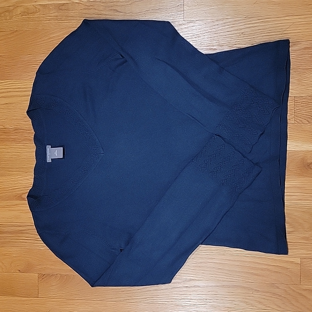 Ann Taylor Sweater size M